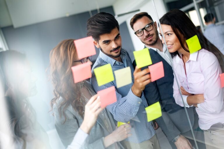 business-people-meeting-at-office-and-use-post-it-2023-11-27-05-14-58-utc_1620x1080-q85